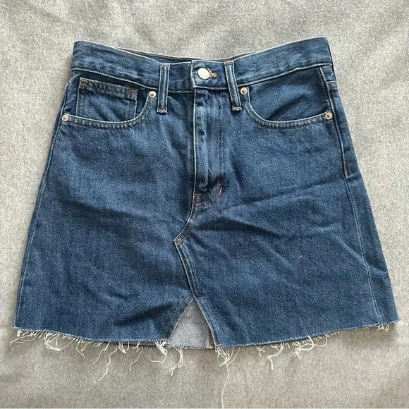 Madewell Dresses & Skirts - Madewell denim skirt distressed raw hem rigid denim Aline size 25